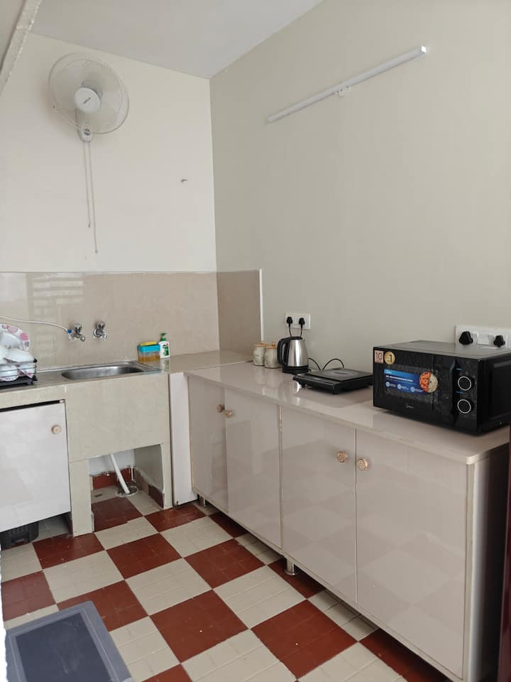 Pvt 2 Br Cozy Homestay | Phase 7 | Near Fortis - 昌迪加爾