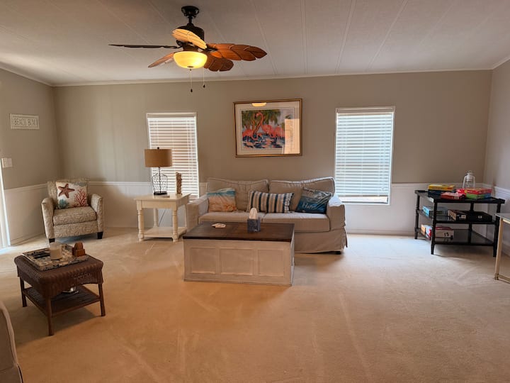 Live The Florida Lifestyle! - North Fort Myers, FL