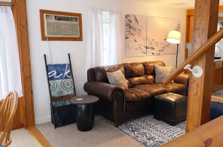 Lake Wawasee - Cozy Hideaway 1 Block From Lake - Syracuse Beach