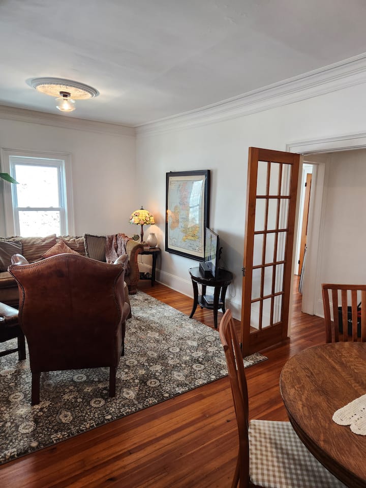 'The Baker's Loft' 3br Flat In Chatham Village, Ny - Ghent, NY