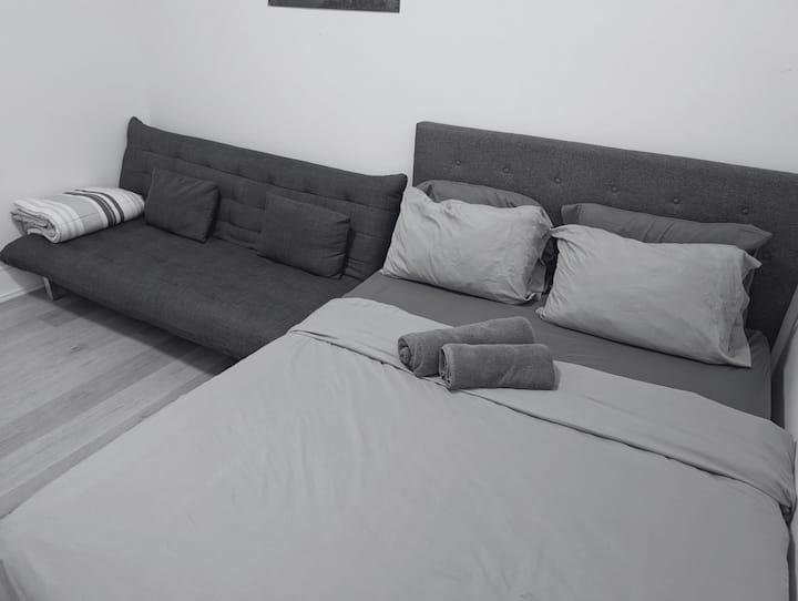 Cozy Ensuite W/ Private Bath, Kitchen & Living - 多倫多