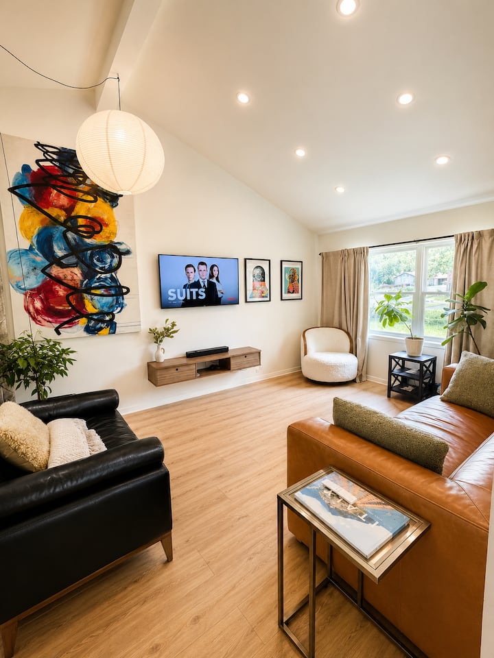 Stylish South Austin Home Walk To Soco & St. Elmo - Austin, TX