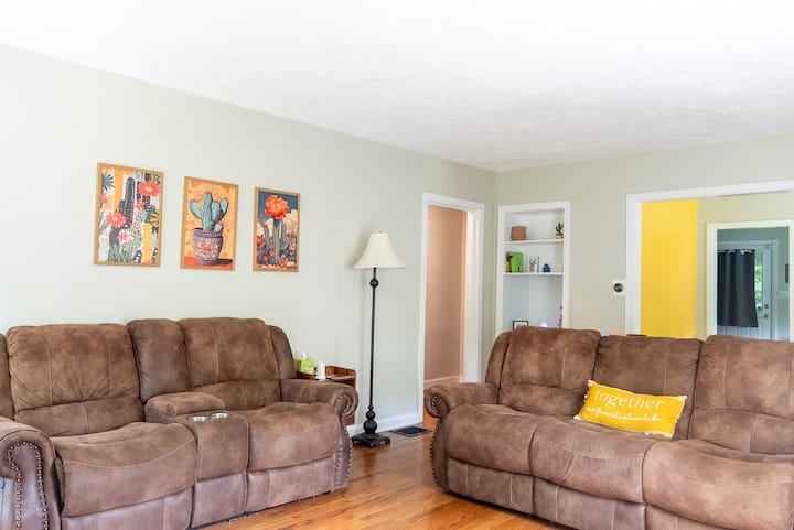 3bdrm La Casita• Near Downtown•apsu
Game•military - Clarksville, TN