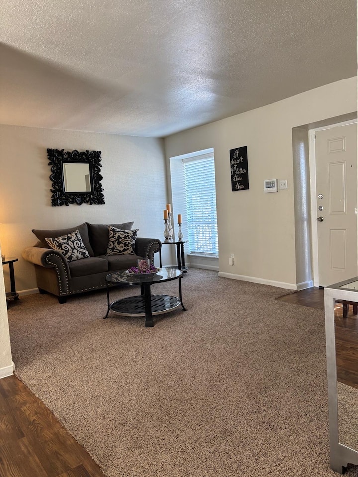 Beautiful Apartment - Deer Park, TX