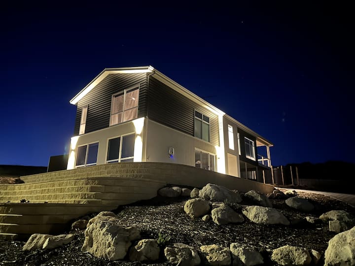 Seaview Escape Upper Suite - Your Luxury Ki Break - Emu Bay