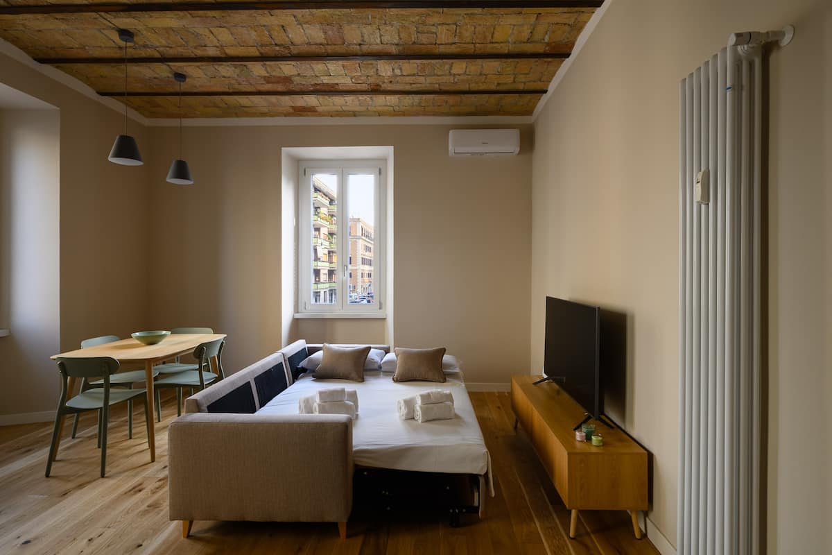 I sapori di Testaccio • Autentico loft romano per 4 persone — Salotto 6 | Roma