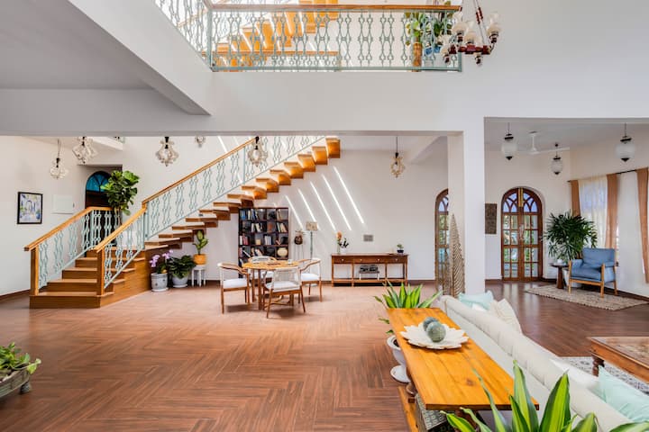 Living room image 2