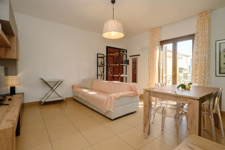 Splendido E Moderno Trilocale Al Centro Di Olbia - Olbia