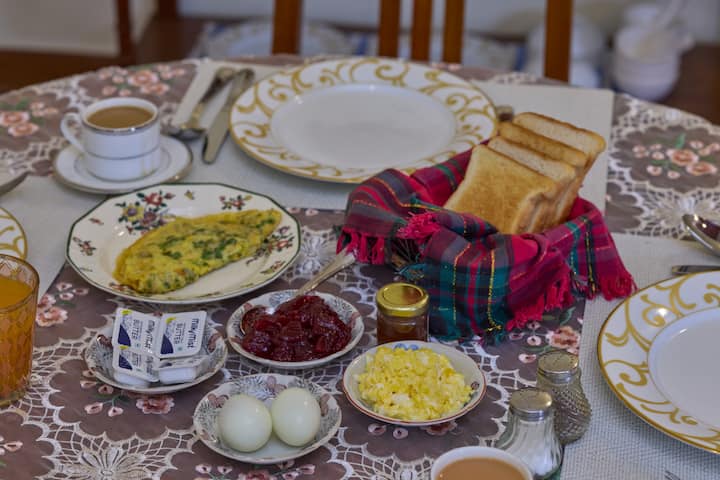 Fairy Glen | Heritage Stay | Continental Breakfast - Coonoor