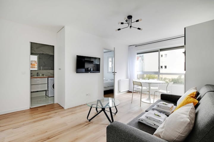 Appartement Vue Jardin · Cœur Du 11e · Oberkampf - Paris
