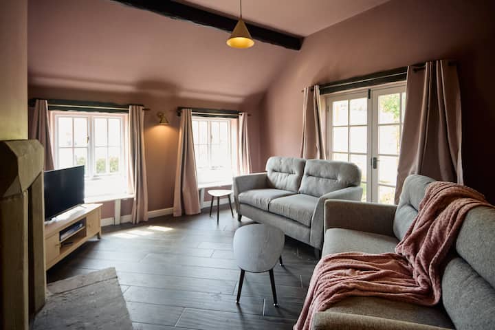 Jasmine Cottage Intimate Luxury With Views - Malton