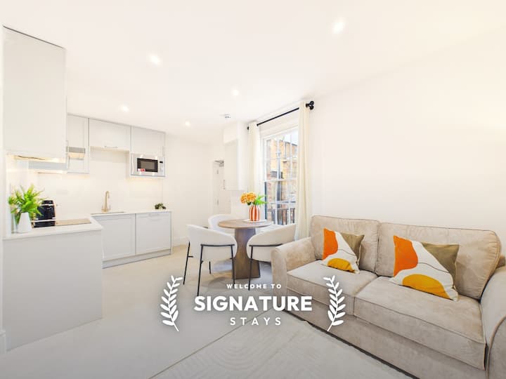 *New* Artisan Flat | Modern | Spacious - Cheltenham