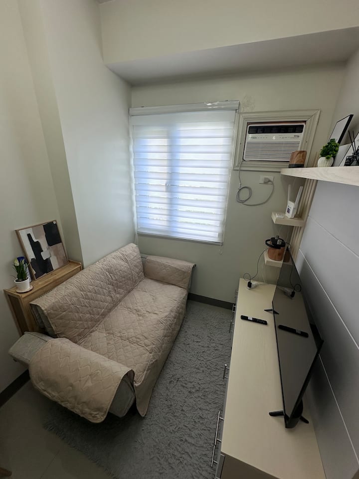 Cozy 2br Condo @ Smdc Charm | Ps4, Netflix & Wifi - San Mateo