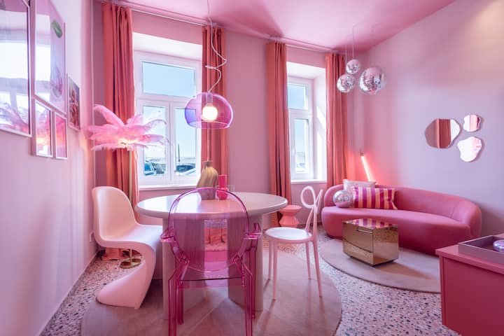 josef's home | Pink Paradise Apartment - Serviced apartments for josef's home | Pink Paradise Apartment - Serviced apartments for