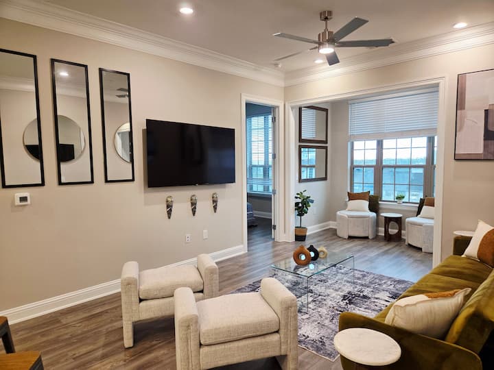 Relaxing 2br Oasis In Midtown / Downtown - Houston, TX