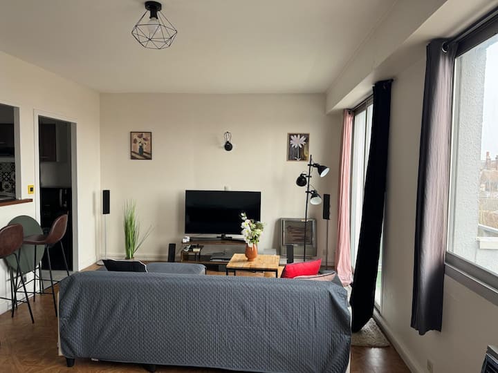 Studio 42m² Avec Balcon • Hyper Centre Béthune - Béthune