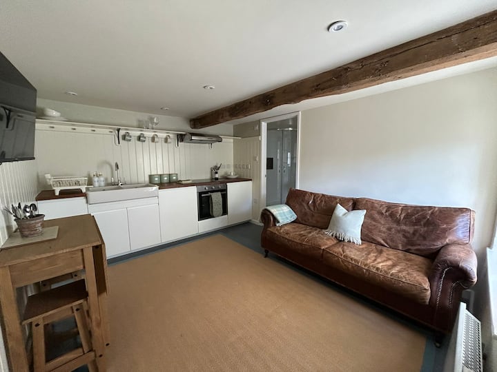 Cosy Period Annexe Minutes From Town Centre - Bradford-on-Avon