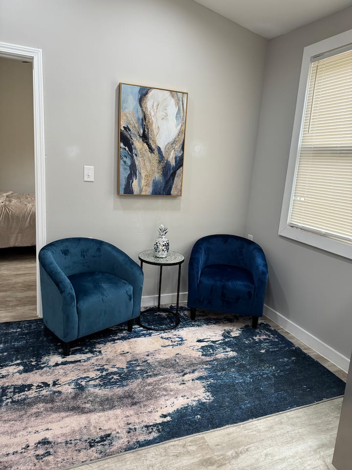 Enjoy Outside Space But Close To Downtown Canton - Canton, GA