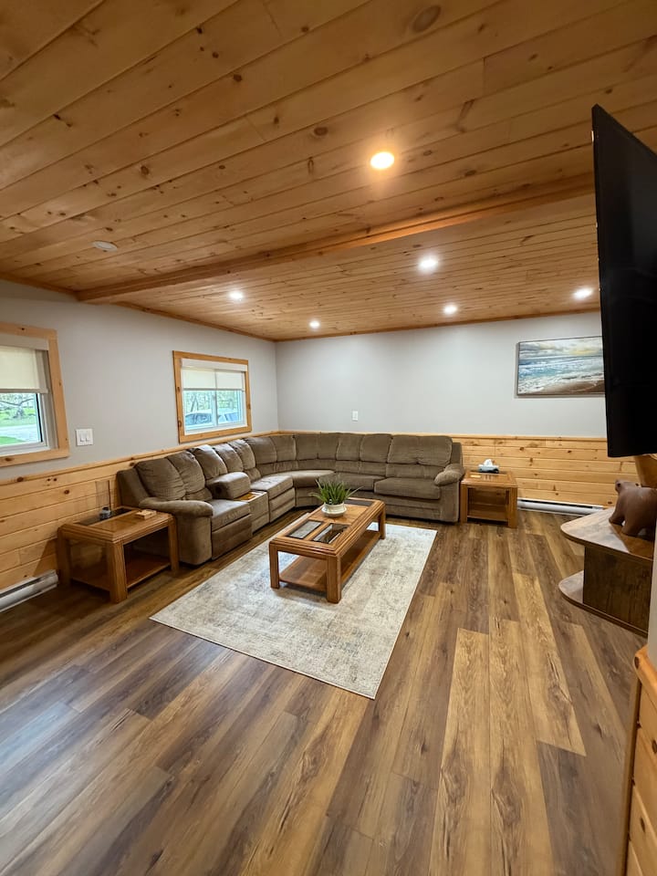 Islanders Inn - Pelee Island
