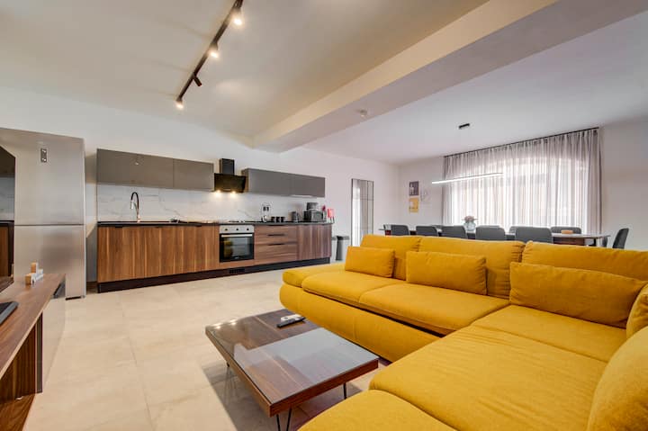 Villa Ilwien | Private Rooftop Pool | Terrace - Malta
