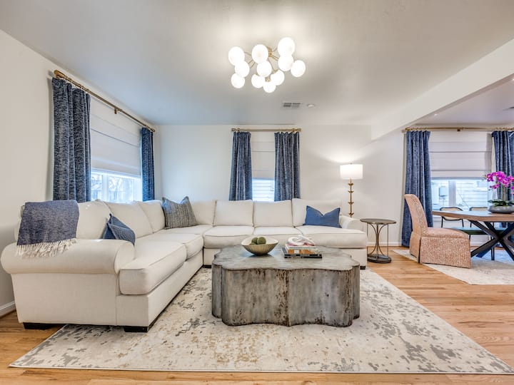 Benton Cottage. Wi-fi. Sleeps 5. Garage. - Edmond, OK