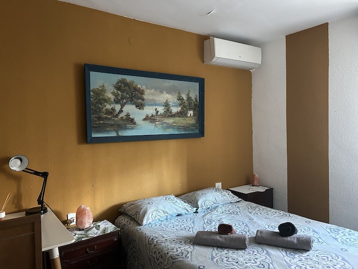A Cozy Room Close To Sea - Badalona