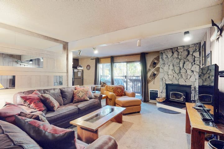 Mountainview 1br | Pool | Hot Tub | Fireplace - 맘모스 레이크스