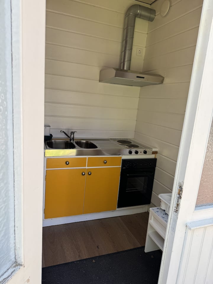 Småstuga 8 - Strandbergs Stugor, Stugby - Mariehamn