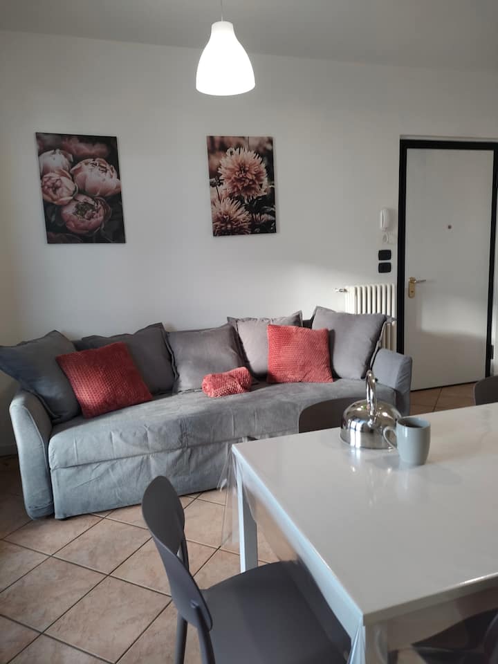 ‘Oasi’ Casa Vacanze Sirmione Spiaggia Gro, Piscina - Sirmione