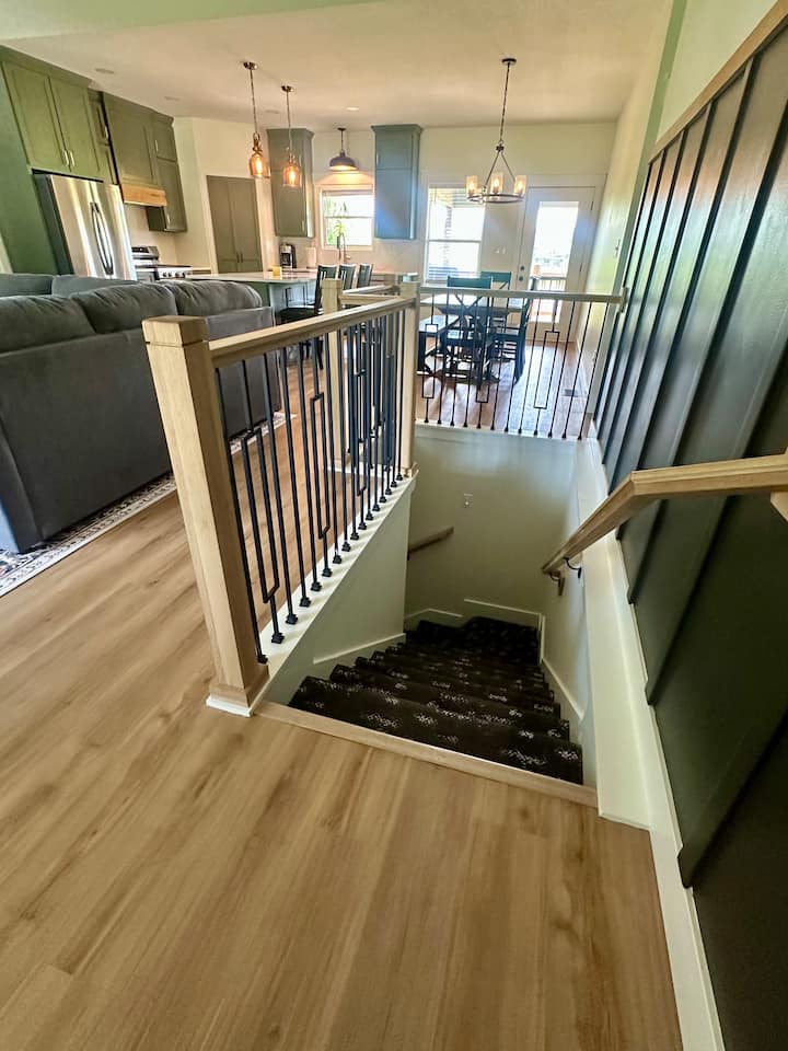 Modern Acreage Retreat W/ Stocked Pond - Pleasant Hill, MO
