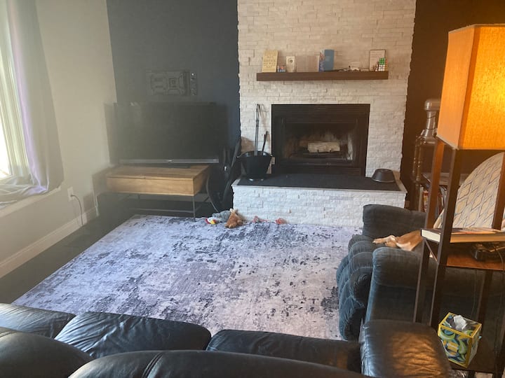 Bright Private Suite W/ Ensuite Bath - Aurora, CO