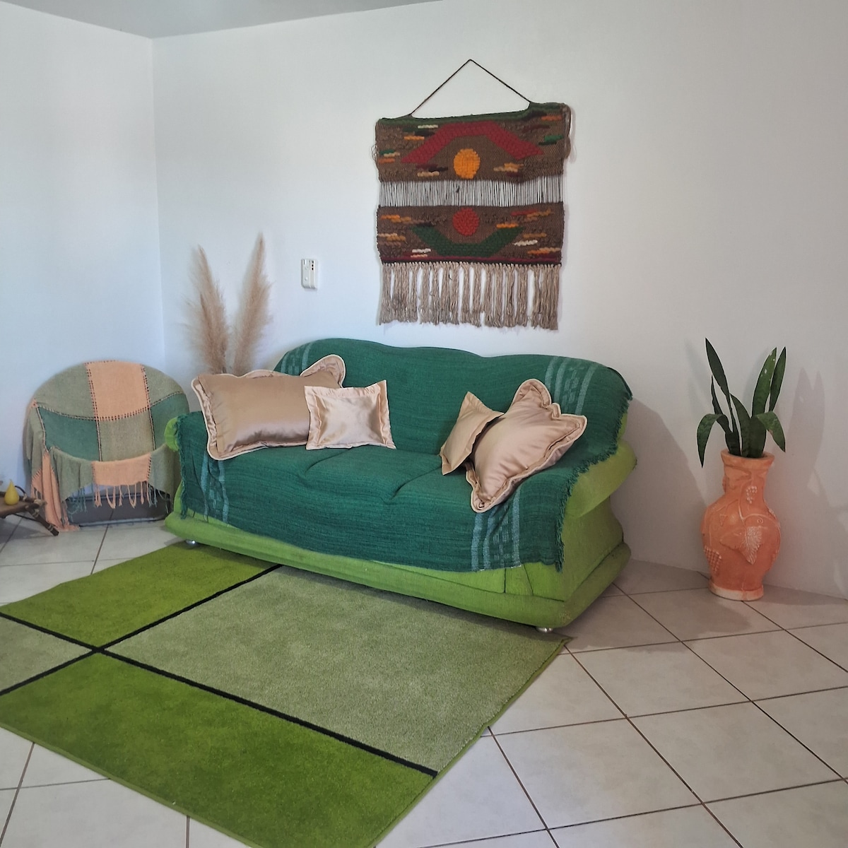 Apartamento com 04 camas de solteiro. - Tres Pontes
