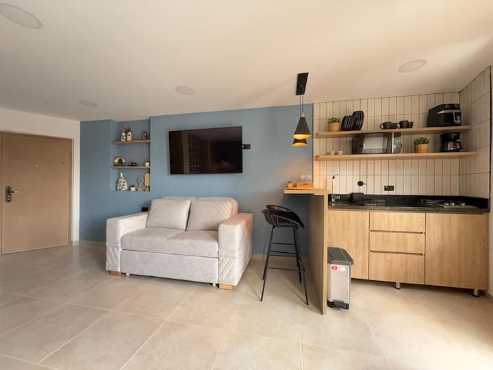 Apartloft · Balcony With Malecón Views - Guatape