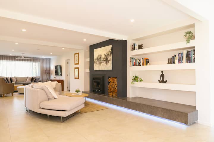 Home In Coffs Harbour Serenity + Pool + Fire Pit - Sawtell