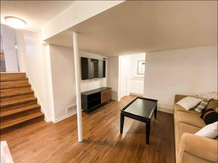 Sleeps 8 • Pet Friendly • Near Mall Of America - 伍德伯里