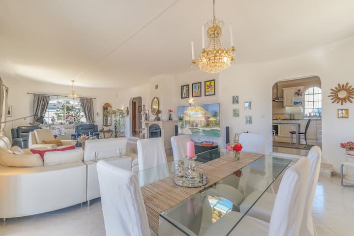 Casa Forsa, 4 Bedroom Villa - Luz