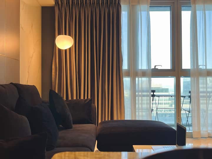 Uptown Bgc - 3+1 Br Grand Balcony Suite W/ Kitchen - Taguig