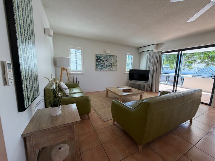 Bright North-facing 2br Walk To Beach & Town - Byron Bay