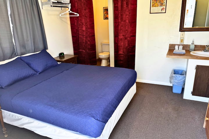 Budget Studio Apartment At Traveler's Motel - Kanab, UT
