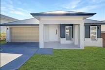 North Rothbury  - 17 McDuff Ave