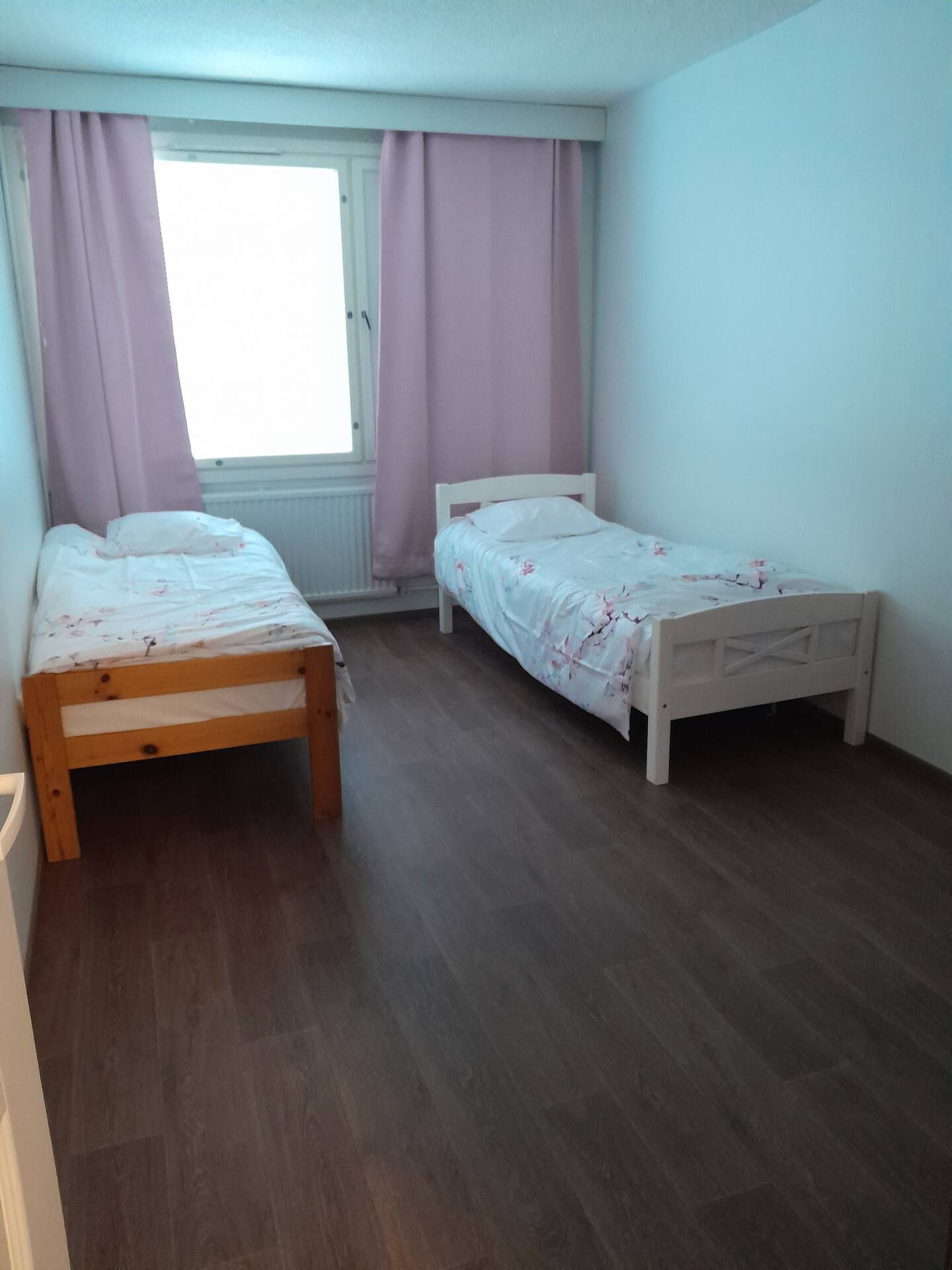 Keskustassa Kerrostalokolmio Alakerrassa 5