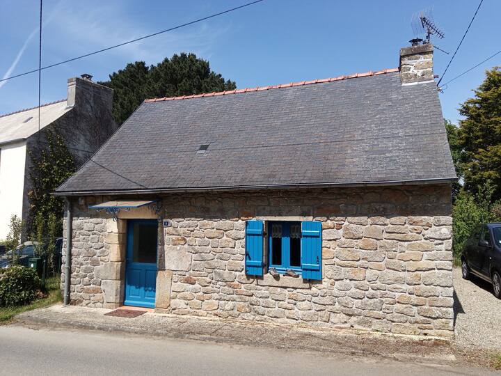 Ty Penty - Locronan