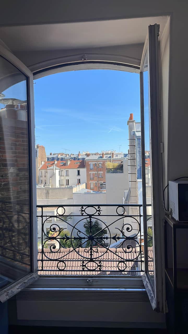 Chaleureux 2 Pièces Sous Les Toits De París - Place Vendôme
