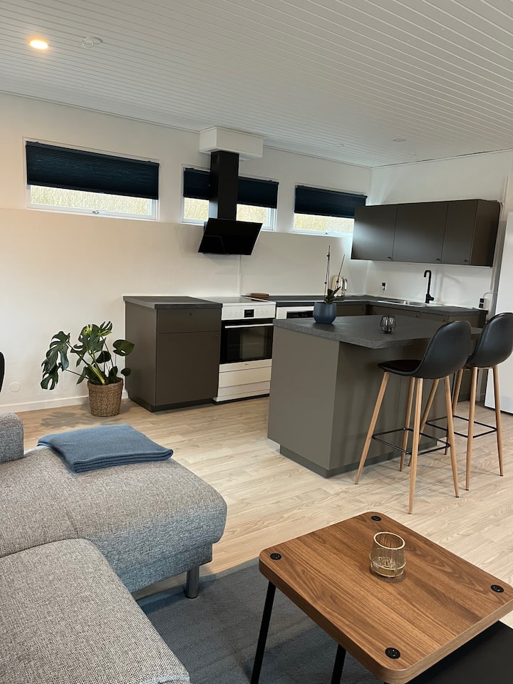 Hyggeligt Lille Byhus I Hasselager - Aarhus