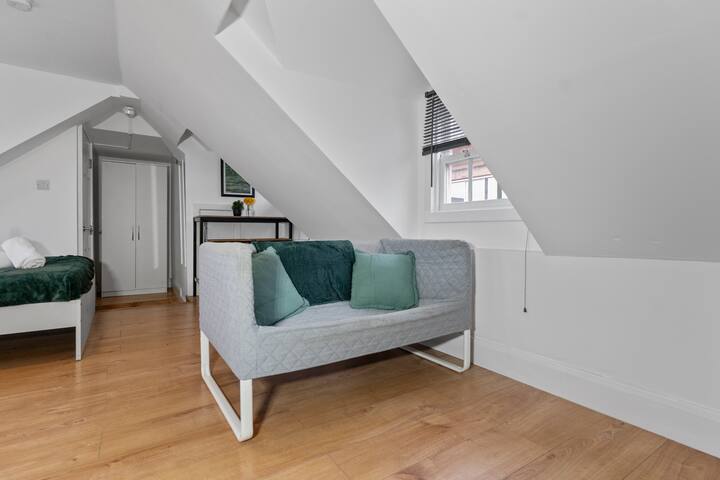 Comfortable Studio | Near Hospital And City Centre - Leicester