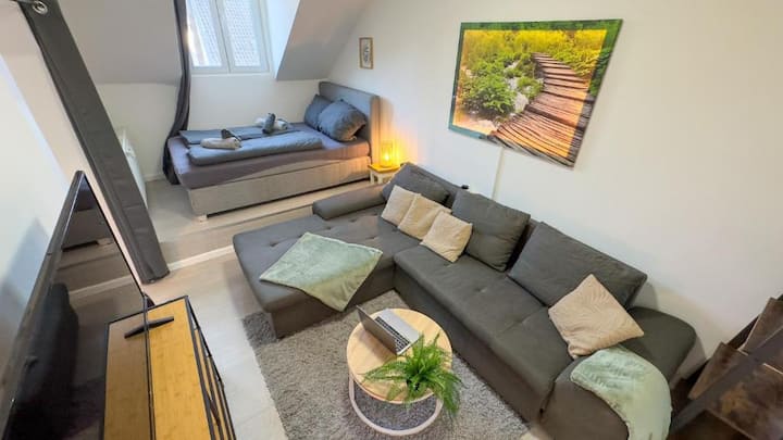 Apartment Olymp - Dachgeschosswhg. Im Herzen Neuss - Neuss