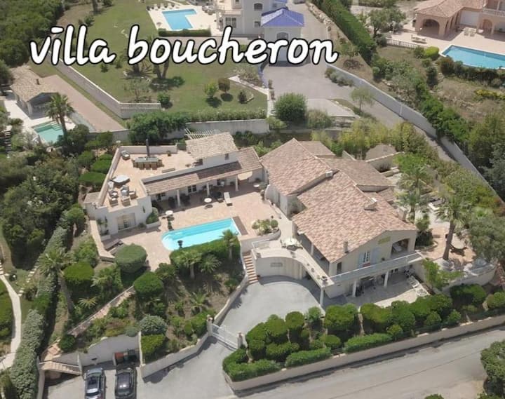 Villa Boucheron - 4 Appartements Indép. - Vue Mer - Fréjus
