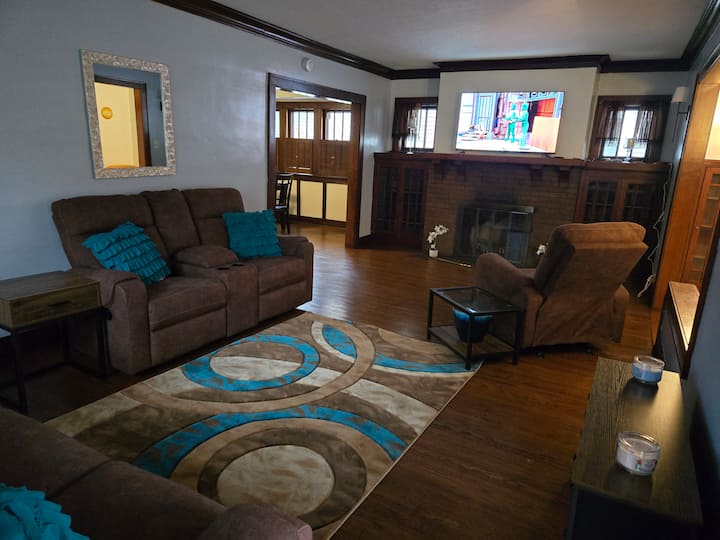 Travel Pro Suite - Peoria, IL