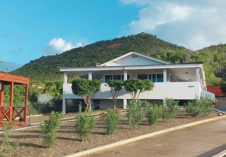 Villa Kadushi | Spacious Ocean View Villa In Lagun - Curaçao