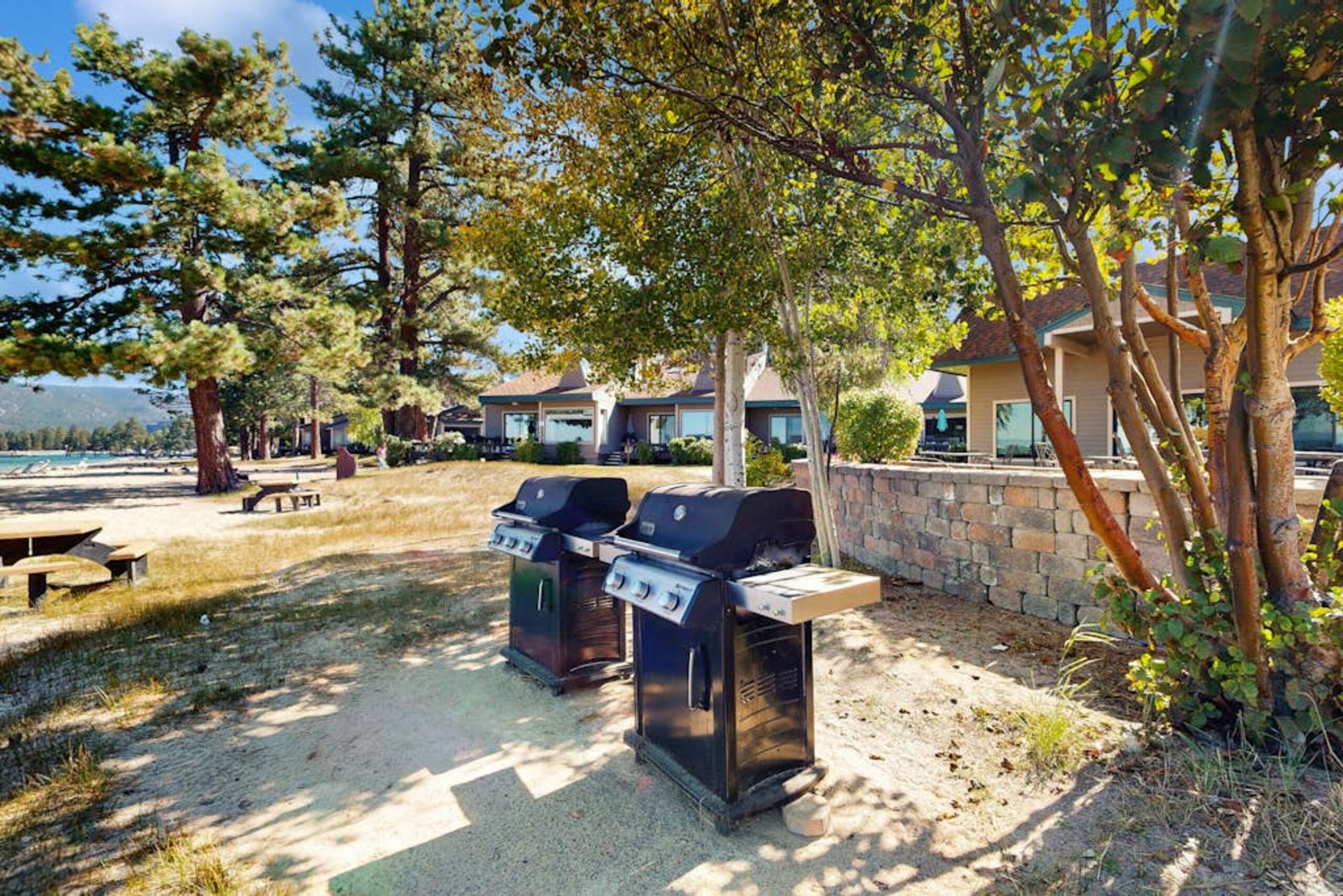 Lakefront Townhouse, Private Hot Tub, 270 Views - Photo 37